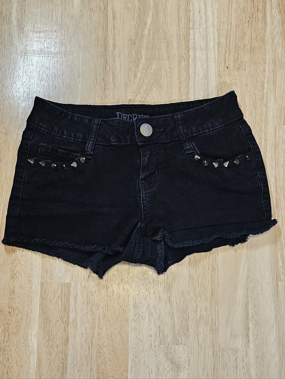 Decree Spike Studded Black Denim Shorts Size 3